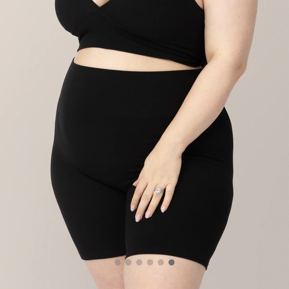 Sublime® Bamboo Maternity & Postpartum Bike Short from Kindred Bravely, size L - Picture 2 of 6